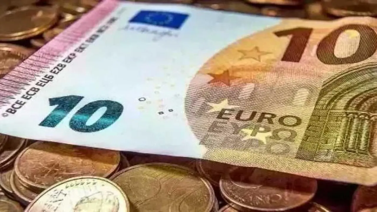 انخفاض سعر اليورو في البنوك اليوم الاثنين 1 ديسمبر 2025